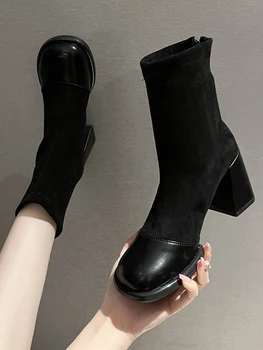 Белые ботильоны, женская резиновая обувь, непромокаемая зимняя обувь, сапоги на молнии сзади, женские ботинки на низком каблуке 2023 года, средний черный камень