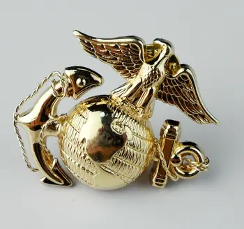 . Золотая эмблема офицера морской пехоты США.