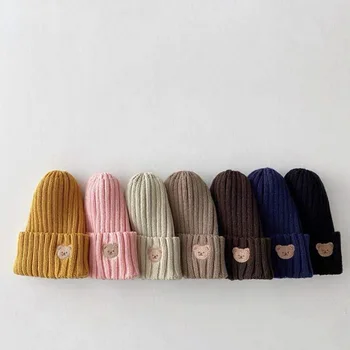 Мягкие теплые детские шапочки, вязаные шапки для малышей, вышивка Медведя, осенне-зимние шапки для мальчиков и девочек, 11 цветов