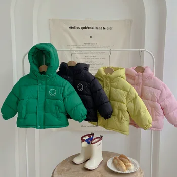 Новая плюшевая хлопковая куртка, детская хлопковая куртка для мальчиков и девочек, короткая хлопковая куртка с капюшоном и улыбающимся лицом, утепленная хлопковая куртка с перекрестной каймой
